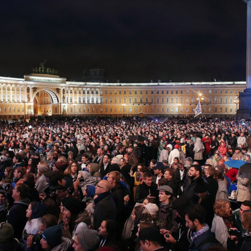 Дизайн прихожей с зеркалом фото Зеркальные поверхности в интерьере Дизайн маленькой прихожей - 65 фото, идеи интерьеров