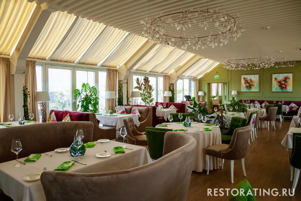 Интерьер ресторана Sky & Garden