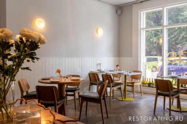 Интерьер ресторана Atlas Vin Bistro