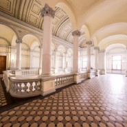 Ювелирная выставка-продажа во Дворце Кваренги фотографии