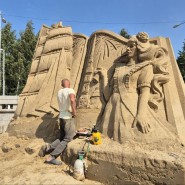 Фестиваль «Город песчаных скульптур» в парке 300-летия Санкт-Петербурга 2024 фотографии