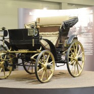 Выставка старинных автомобилей и антиквариата «Олдтаймер-Галерея» 2021 фотографии