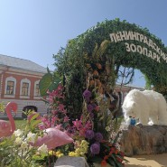 Фестиваль цветов и духовых оркестров в Петропавловской крепости 2026 фотографии