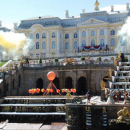 «Праздничное открытие фонтанов в Петергофе-2023» фотографии