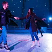 Открыт сезон Ночных катаний в парке Сказок 2020/21 фотографии