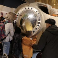 Праздник «День космонавтики» в Петропавловской крепости 2025 фотографии