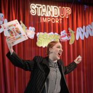 Стендап для детей: семейное комедийное шоу выходного дня фотографии