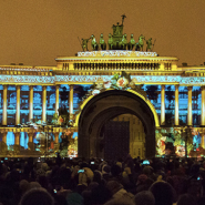 3D мэппинг-шоу на Дворцовой площади декабрь 2025 фотографии