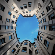 Экскурсия на крышу, парадные и дворы-колодцы Петербурга: всё включено фотографии