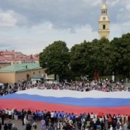 День Государственного флага Российской Федерации в Петропавловской крепости 2026 фотографии