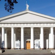 Открытие выставочного центра «Манеж» в Санкт-Петербурге лето 2020 фотографии