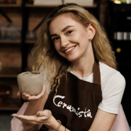 Акция «Горячая апрельская "Черная пятница" в творческих студиях Артиста» фотографии