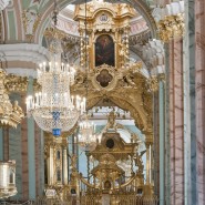 Праздничное богослужение в Петропавловском соборе 2021 фотографии