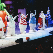 Интерактивная сказка «Зайцы»: Новогоднее шоу для самых маленьких в Петербурге фотографии