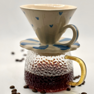 Акция «Горячая апрельская "Черная пятница" в творческих студиях Артиста» фотографии