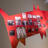 «Виктор Цой. Легенда» — выставка-байопик в Санкт-Петербурге фотографии