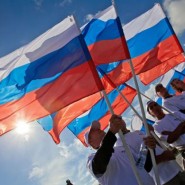 День флага в Петербурге на Дворцовой площади 2016 фотографии