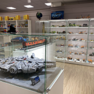 Экскурсия по городу из Лего фотографии