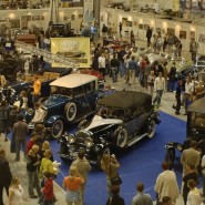 Выставка старинных автомобилей и антиквариата «Олдтаймер-Галерея» 2021 фотографии
