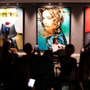 Выставка  «Марио Тестино: Суперзвезда» фотографии