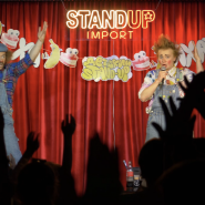 Стендап для детей: семейное комедийное шоу выходного дня фотографии