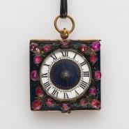 Выставка «Часовое искусство. Часы XVI — XVII веков в собрании Эрмитажа» фотографии