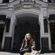 Экскурсия-прогулка «Секретные места Васильевского Острова: дворы, парадные и легенды» фотографии