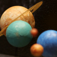 Выставка Планет в МЕГЕ апрель 2024 фотографии