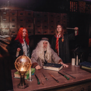 Музей вселенной Гарри Поттера «Дверь в Хогвартс» фотографии
