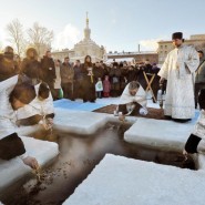 Крещенские купания в Санкт-Петербурге 2017 фотографии