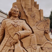 Фестиваль песчаных скульптур «Величие России. От Петра Первого до наших дней» фотографии