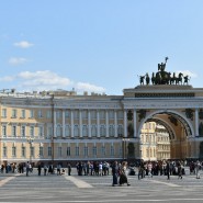 Книжный салон 2021 на Дворцовой площади фотографии