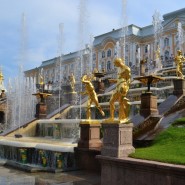 Автобусная экскурсия в Петергоф c билетами в Большой дворец без очереди фотографии