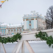 Каток на Треугольной площади сезон 2022/23 фотографии