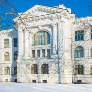 Выставка «К 125-летию Санкт-Петербургского политехнического университета» фотографии