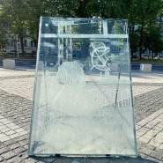 Выставка «Стекло» у Манежа лето 2021 фотографии