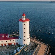 Экскурсия на автобусе в Кронштадт с теплоходной прогулкой фотографии