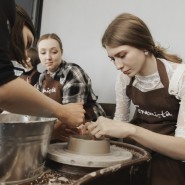 Мастер-классы по керамике и лепке для взрослых и детей в студии Ceramista у моря в «Севкабель Порту» фотографии