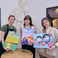 Творческие мастер-классы, арт-бранчи и лекции для девушек на 8 марта в студиях Artista 2025 фотографии