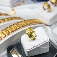 Ювелирная выставка-продажа особого формата «Сокровища Петербурга» фотографии