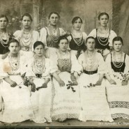 Выставка «История Выборгского района» в «Гранд Каньоне» фотографии