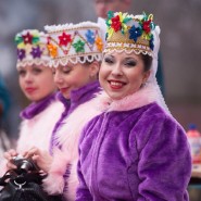 Гуляния «Шуми, Масленица!» на Елагином острове 2021 фотографии