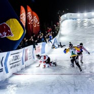 Чемпионат мира по скоростному спуску на коньках Red Bull Ice Cross 2022 фотографии