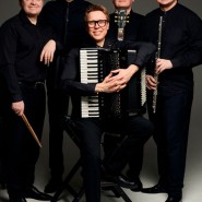 Newzette | Jazz accordion "Сердцебиение" фотографии