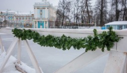 Каток на Треугольной площади сезон 2022/23