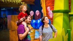День Рождения Angry Birds Activity Park