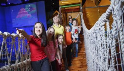 Услуга «Шопинг Тайм» в Парке развлечений Angry Birds Activity Park