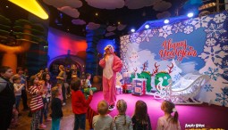 «Пернатые Ёлки» в Парке развлечений Angry Birds Activity Park 2021/22