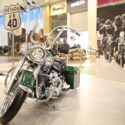 Выставка мотоциклов в ТЦ Галерея