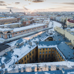 Очень петербургская экскурсия: дворы, парадные + старинная квартира